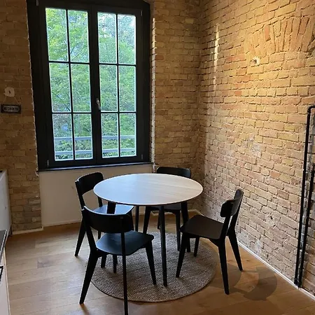 Lejlighed Stylisches Loft Mitten In